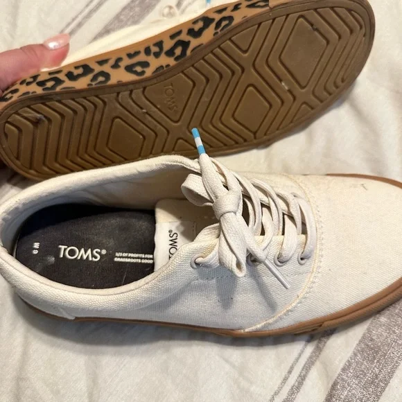 Tom’s Cheetah Print Sole - Picture 2 of 4